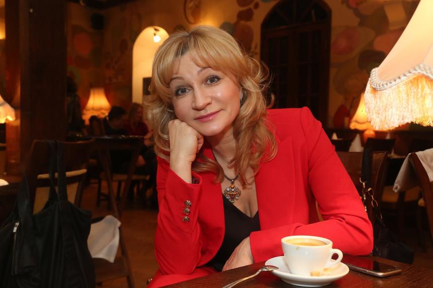 «Казалось, я покончу жизнь самоубийством»: звезда «Склифосовского» Анна Якунина вспомнила о личной трагедии