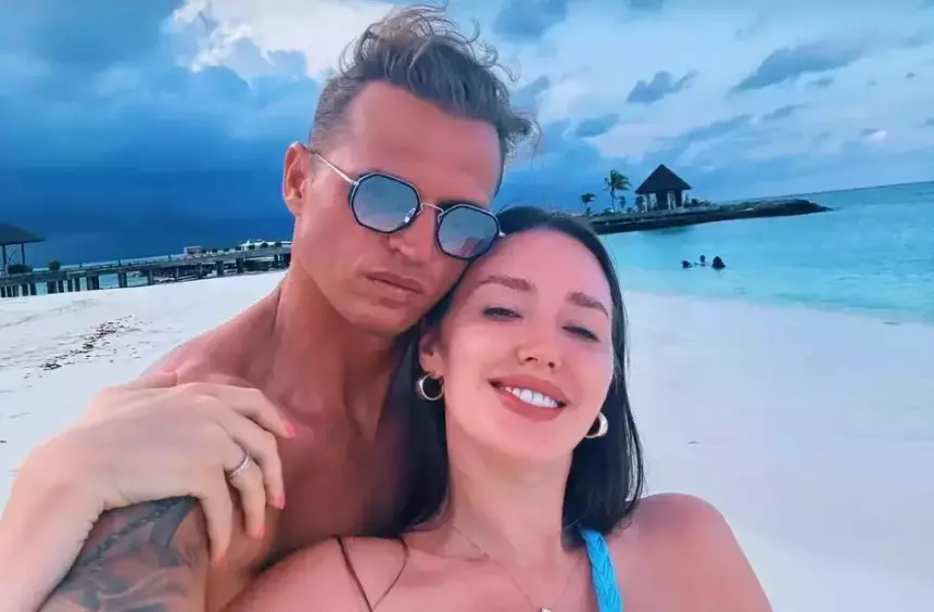 Дмитрий Тарасов публично унизил жену Анастасию Костенко, родившую ему четверых детей