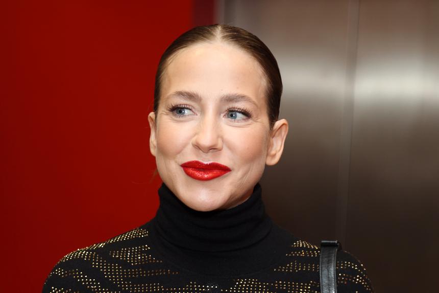 Дочь спасла ведущую Юлию Барановскую от мошенников, заставив повесить трубку