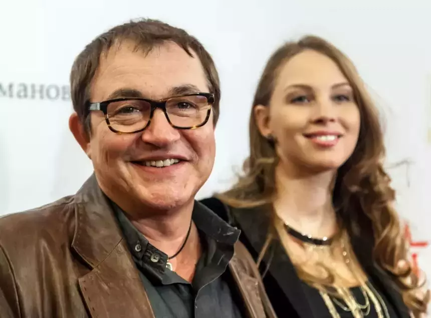 «Моя любимая прическа»: Полина Диброва отомстила бывшему мужу, который оскорбил ее любовника