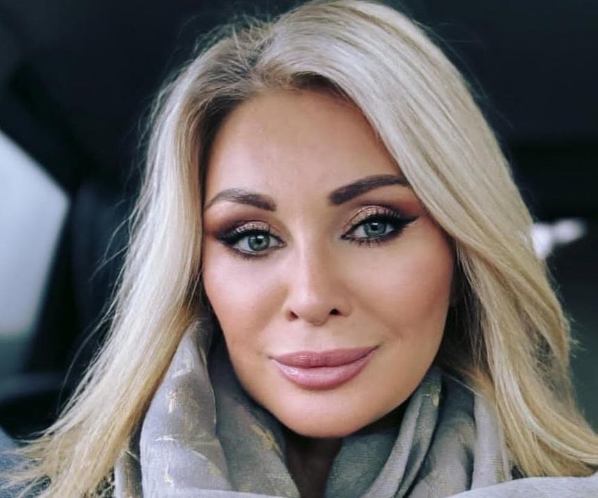 «Уместны ли подобные пляски на костях?»: Вика Цыганова отреагировала на «полуголую вечеринку» на «Ленфильме»