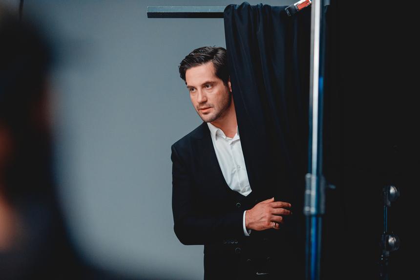 «Осознанно выделяю время жене, сыну»: Марк Богатырев рассказал, как совмещает работу и личную жизнь