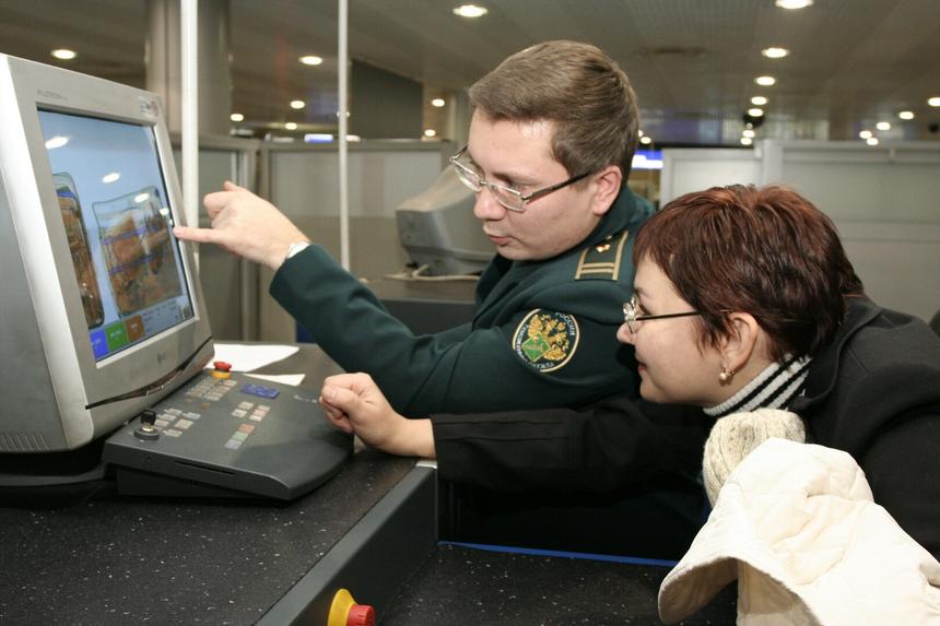 Таможенники конфисковали картину правнука Льва Толстого, которую незаконно пытались ввезти в Россию из Японии