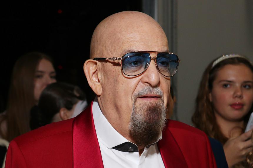 «Не дождутся»: певец Михаил Шуфутинский отреагировал на домыслы о его плохом самочувствии