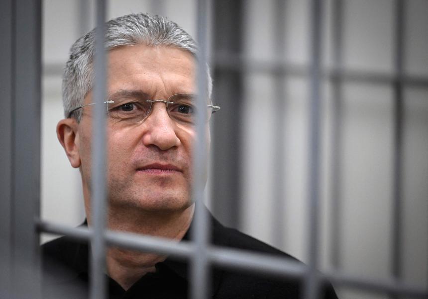 Экс-жена Тимура Иванова продала машину Chevrolet, которую требуют конфисковать