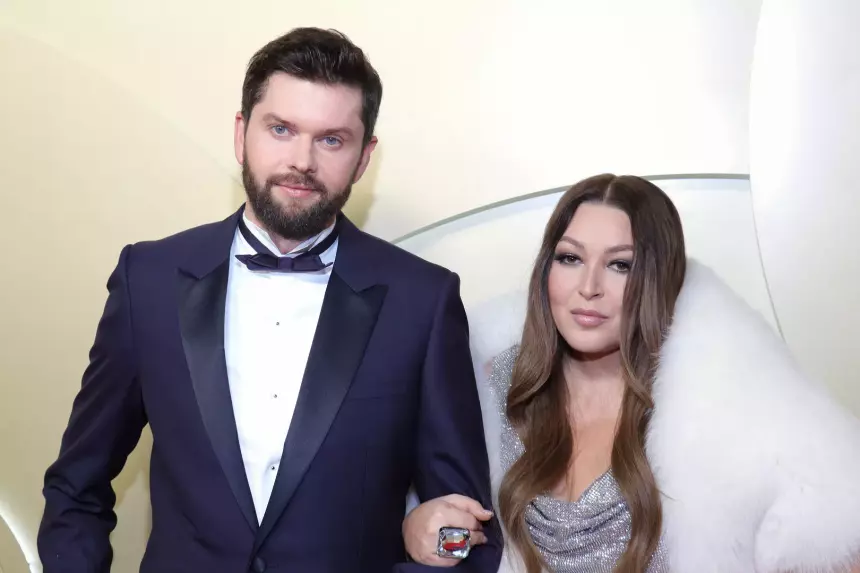 «Она с собачками поласковее бывает»: Ирине Дубцовой предрекли скорое расставание с новым возлюбленным