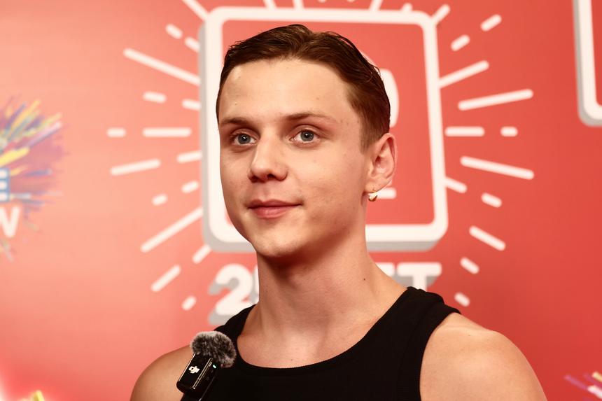 Ушли в слезах: концерт Вани Дмитриенко едва не закончился давкой и паникой