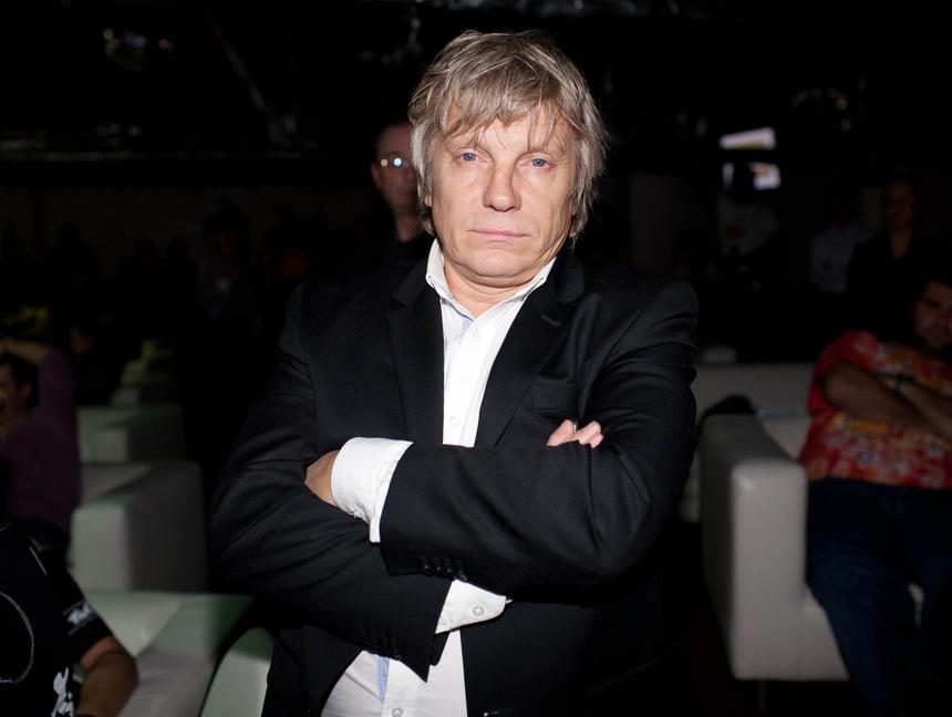 Алкоголь, драки с женой и отношение к Пугачевой: как живет Виктор Салтыков