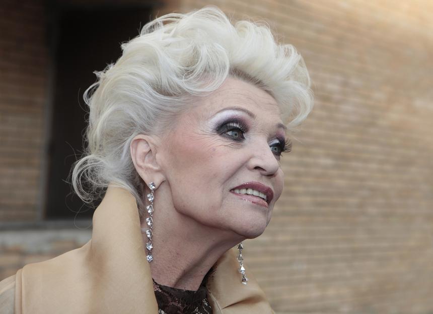 Ни разу не приходили люди: как выглядит могила Светланы Светличной спустя год после ее смерти