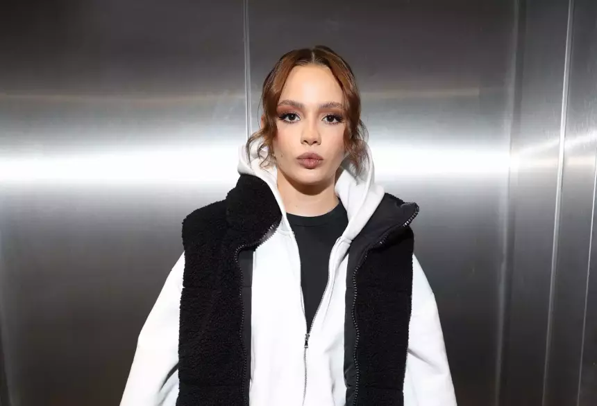 «Обязательно найдут причину»: Валя Карнавал ответила на хейт из-за продажи корсетов