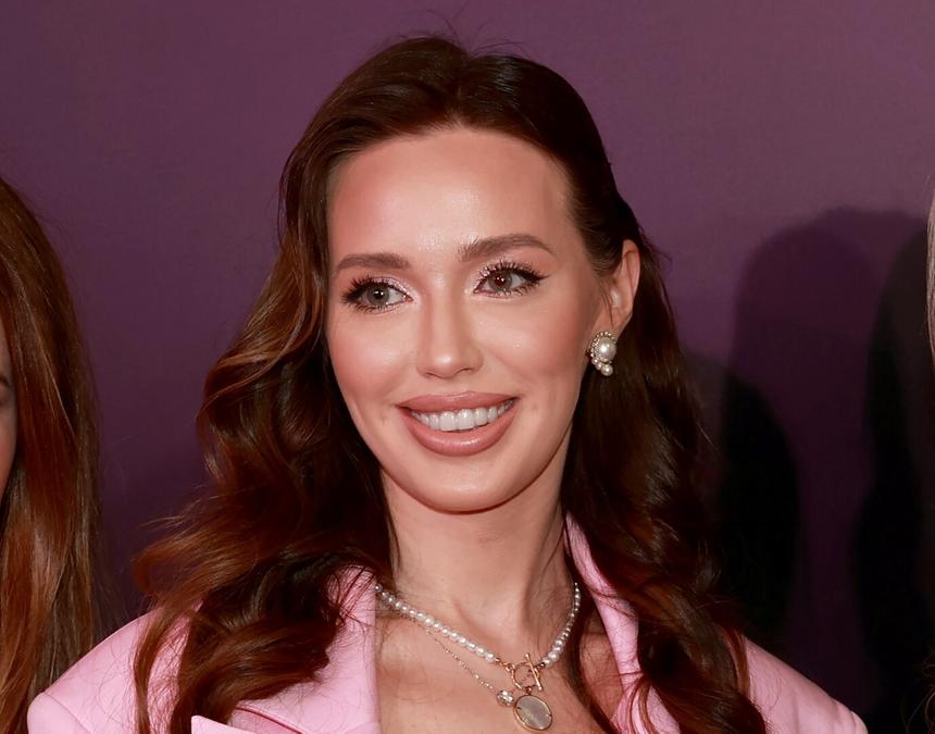 «Ежедневная рутина»: Анастасия Костенко стремительно лысеет