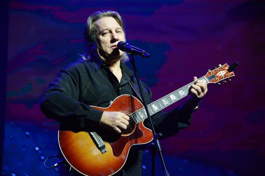 Юрий Лоза заявил, что женщины приватизировали все мужские профессии и занятия