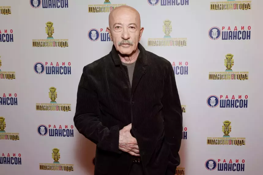 «Развернусь и уйду»: Александр Розенбаум заговорил о завершении карьеры