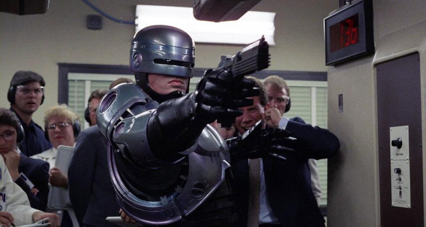 На 88-м году жизни умер продюсер «Робокопа», бывший полицейский Стефан Даунинг