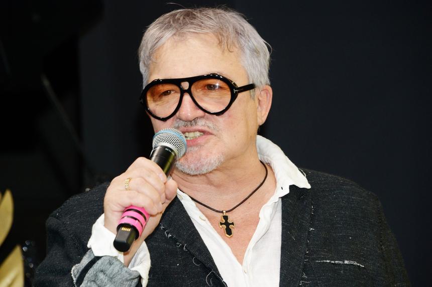 Многодетная вдова 35-40 лет: выяснилось, с кем встречается Дмитрий Дибров после развода