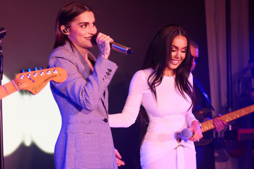 «Мне может быть больно, но я продолжаю цвести»: певица DINARA о музыкальной карьере, спорте, бизнесе и материнстве