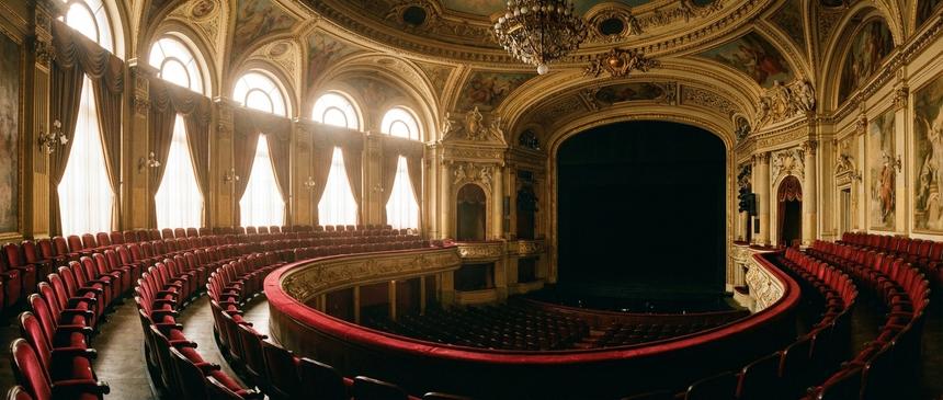 «Папа, не уходи»: звезда «Школьного вальса» рассказал, как развелся с дочерью Дурова ради Гундаревой