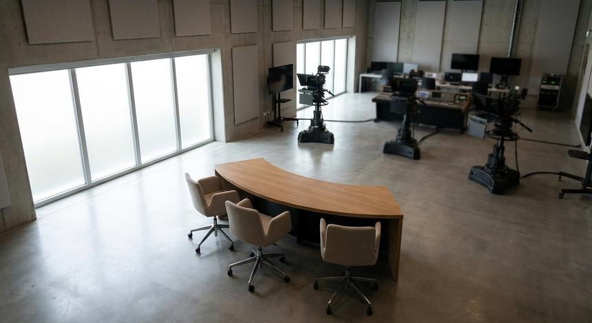 «Вся горечь внутри тебя в виде лжи и подстав выльется в болезнь»: Виктория Боня обвинила Ксению Собчак в сборе компромата