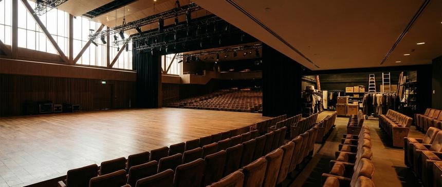 «Могу считаться человеком старой закалки»: Дмитрий Бикбаев рассказал о молодой должности худрука